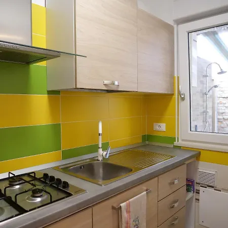 Londonsuite - Nuovissimo Mini Apartament Grado